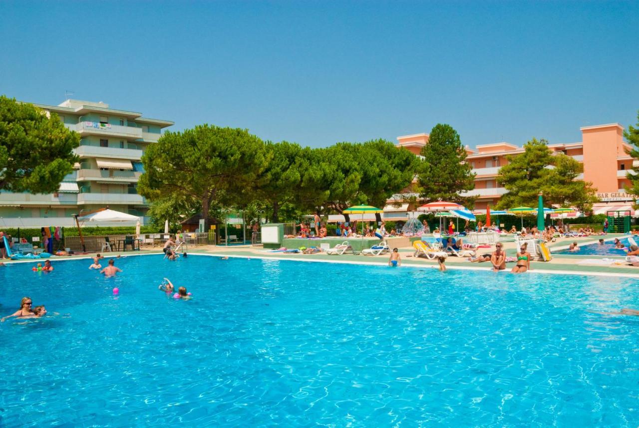 Valbella Lägenhet Bibione Exteriör bild