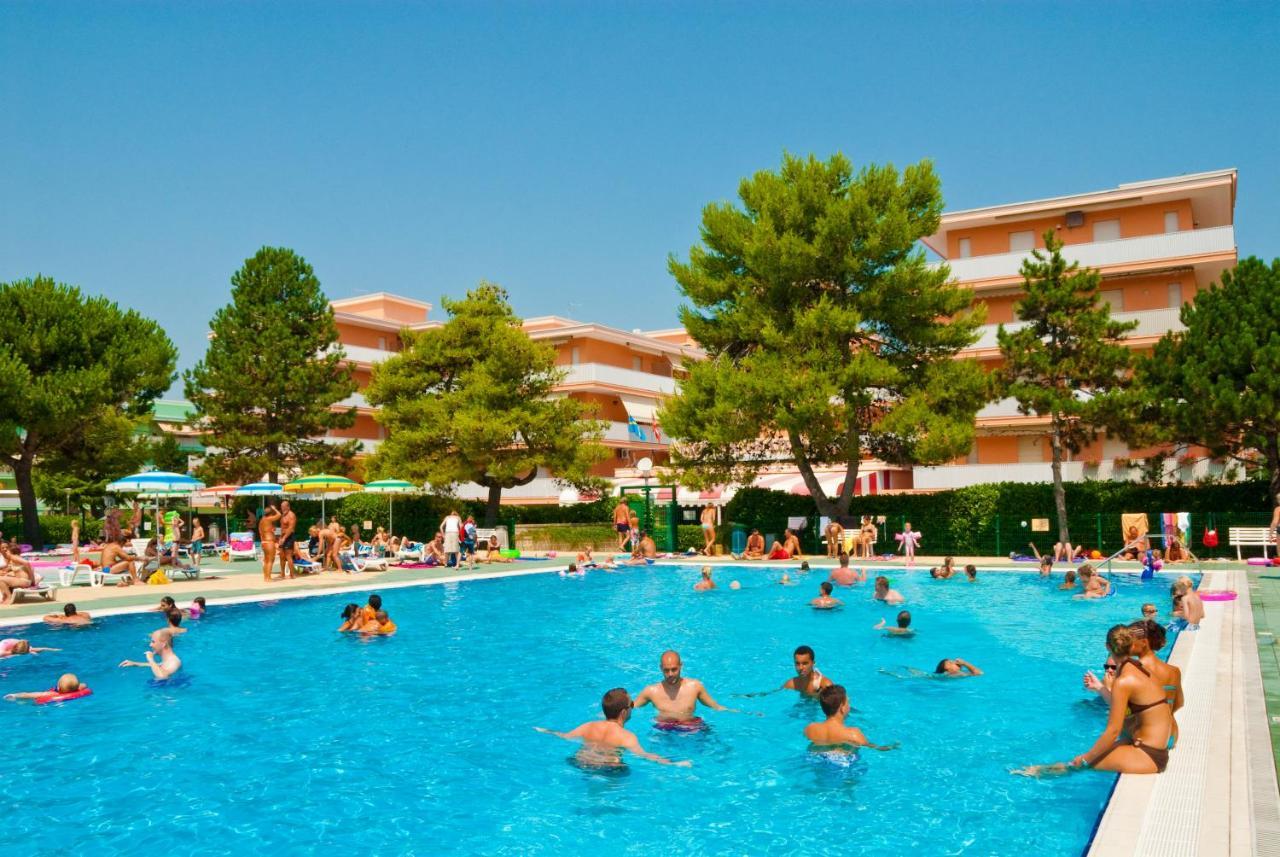 Valbella Lägenhet Bibione Exteriör bild